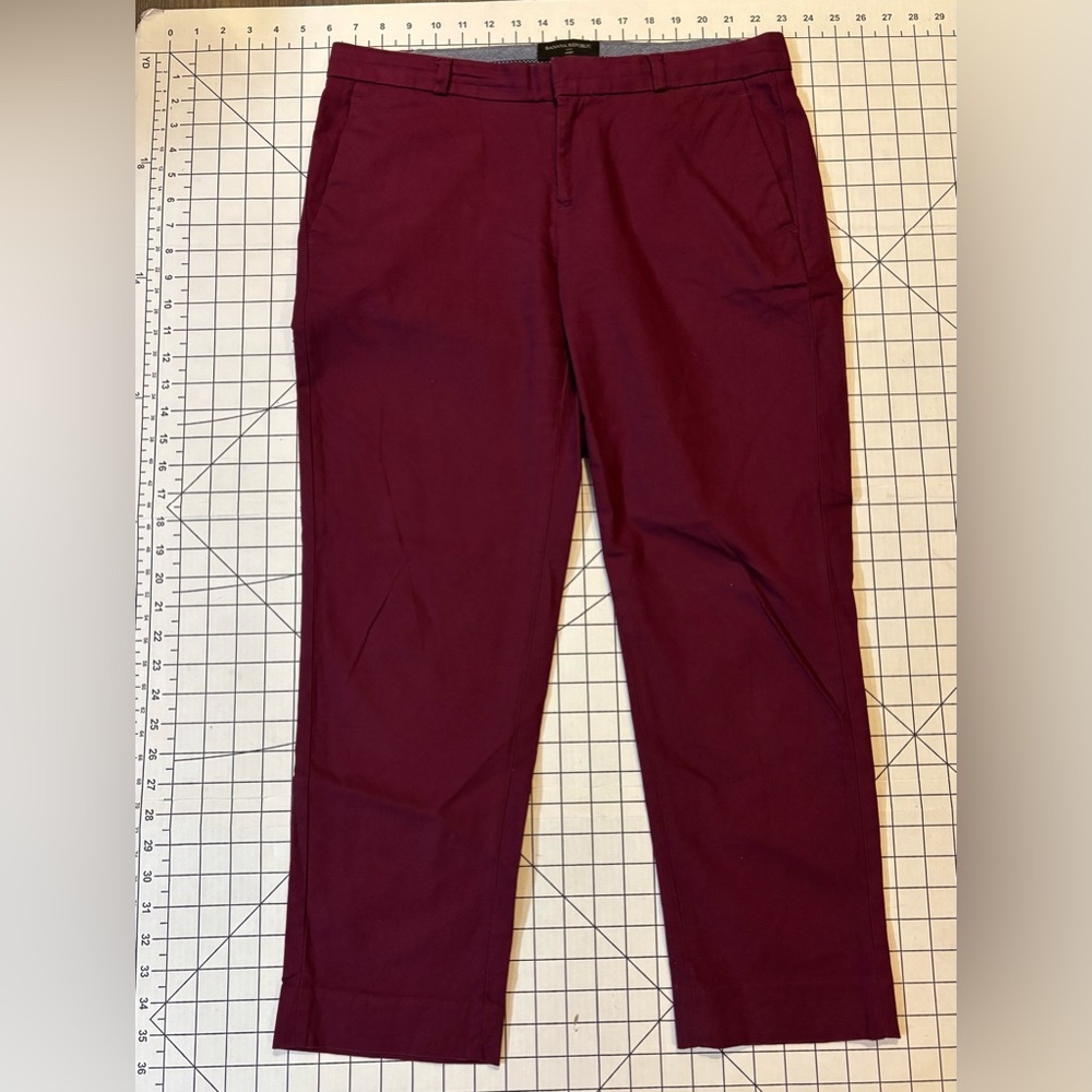 Banana Republic Women’s Size 6 Purple Avery Crop Pants